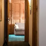 Hotell Kristall 3*
