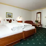 Kristall Hotell