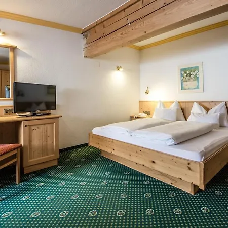 Hotel Kristall Sankt Anton am Arlberg