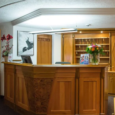 Kristall Hotel