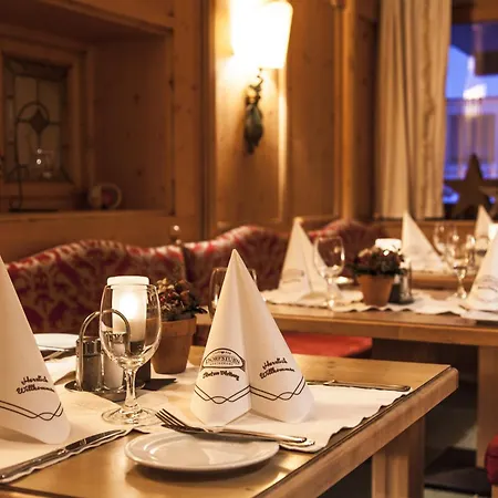 Kristall Hotel