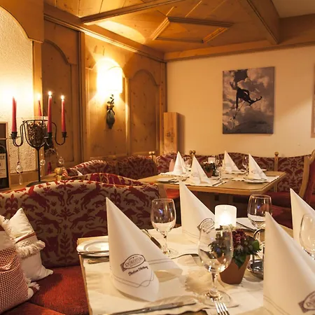 Kristall Hotel