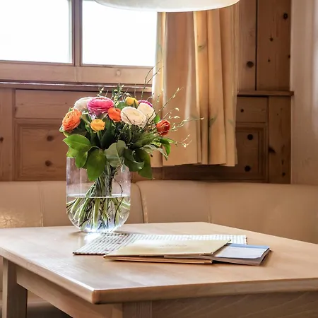 Kristall מלון סן אנטון